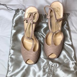 Blush Giuseppe zanotti platform